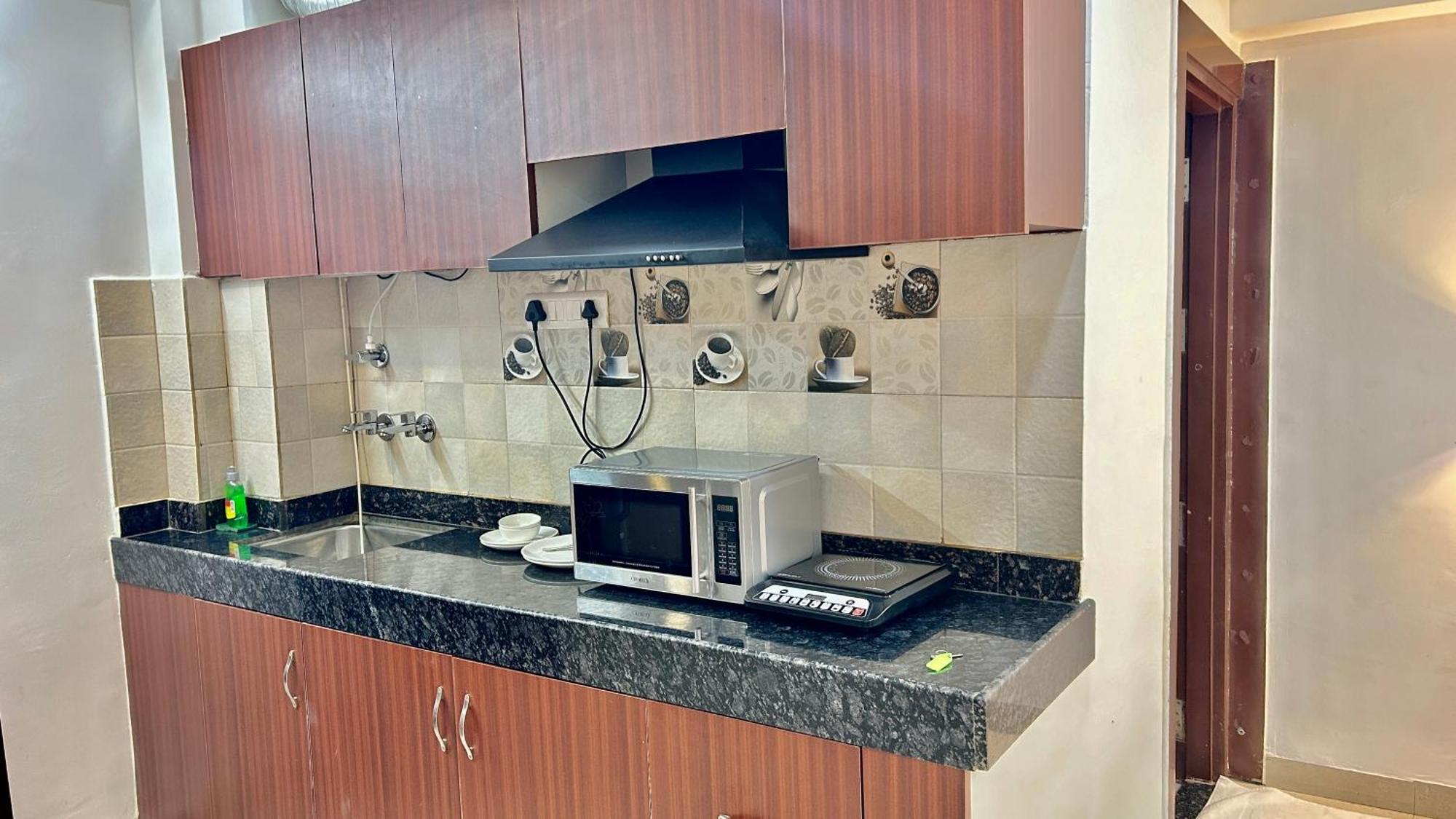 Aura Luxury Studio I Couple Friendly I Near Golf Course Road, Sector 57, Gurgaon Exteriör bild